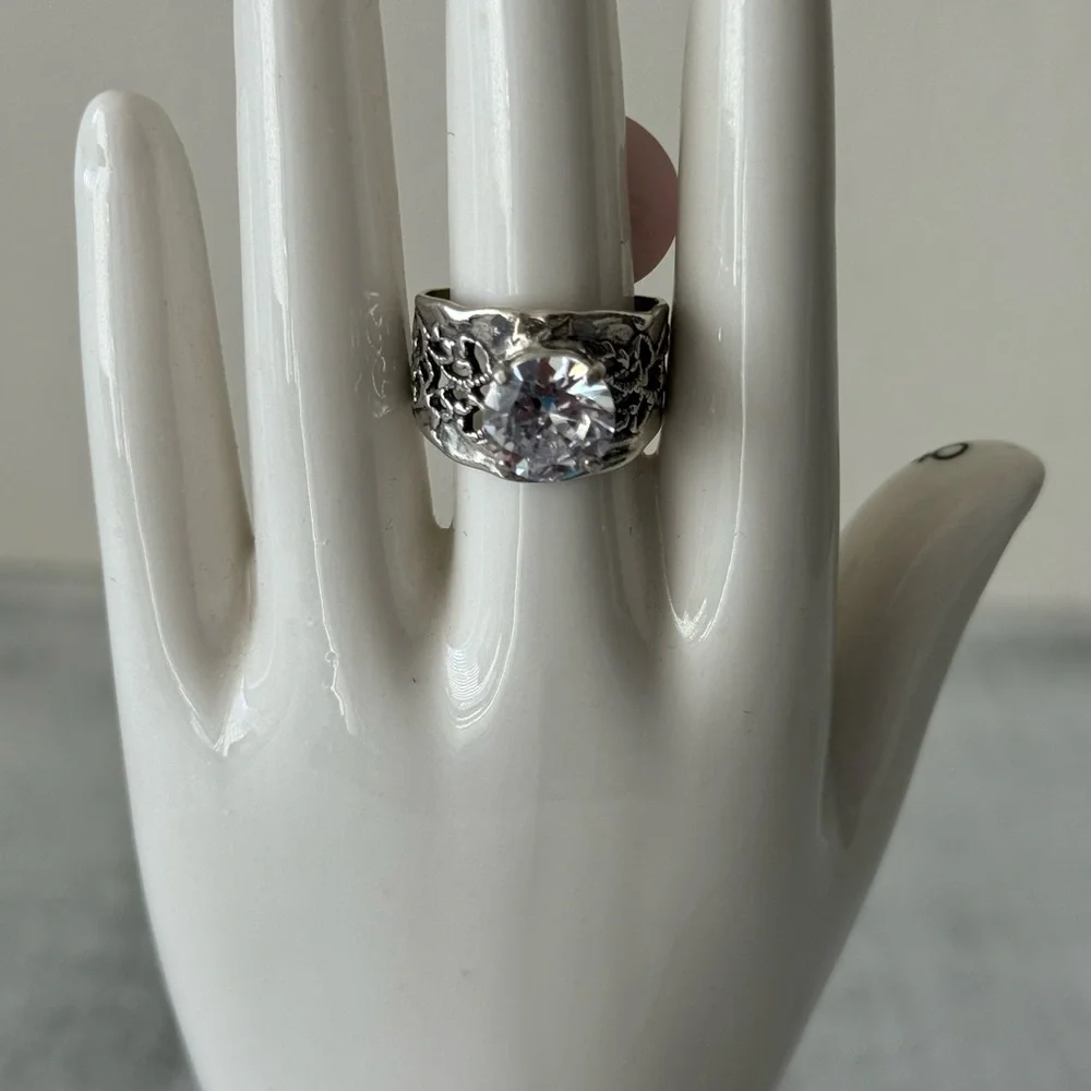 Noa Zuman Sterling Silver 925 Ring W Round Clear CZ Sz. 8
